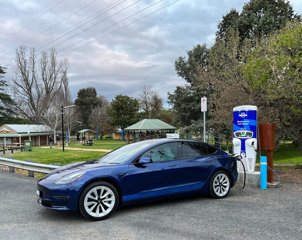 2022 Tesla Model 3 Long Range AWD